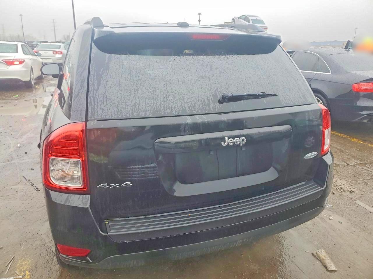 2013 Jeep Compass Latitude - Фото 6