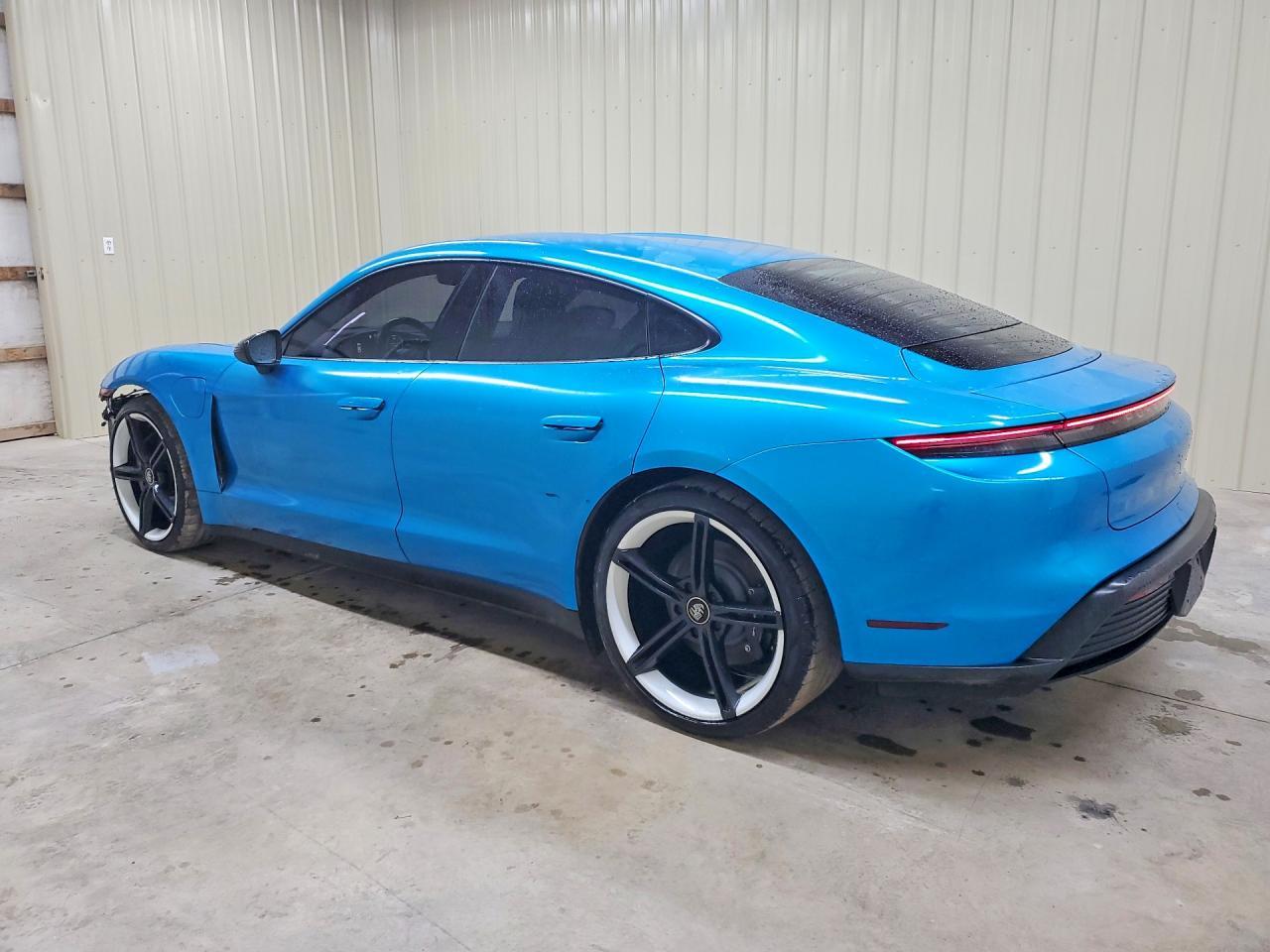 2021 Porsche Taycan - Фото 2