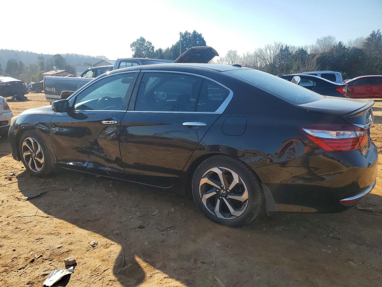 2016 Honda Accord Ex - Image 2