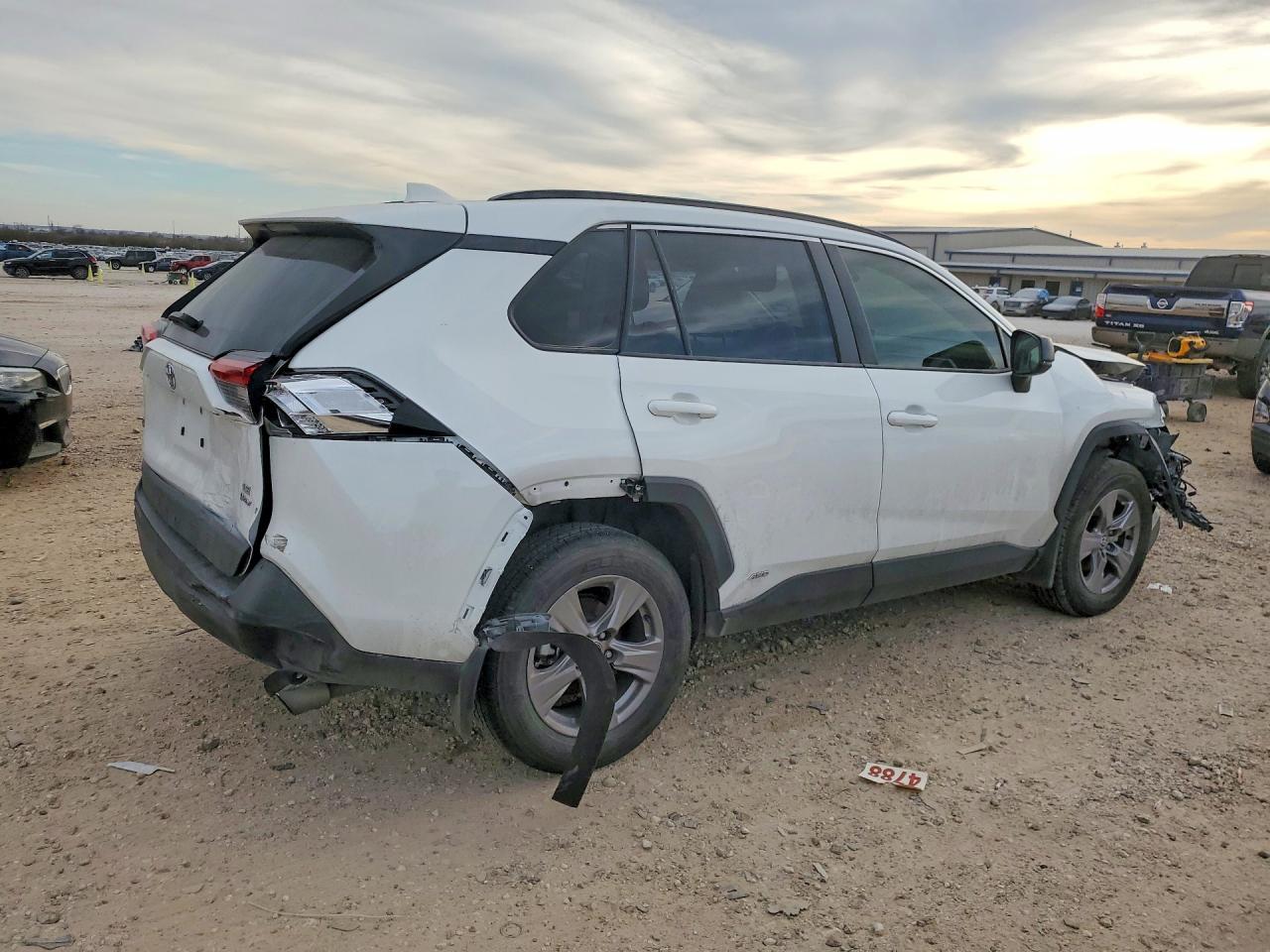 2025 Toyota Rav4 Le - Image 3