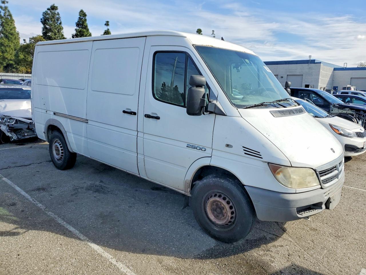 2006 Dodge Sprinter 2500 Delivery Van - Image 4