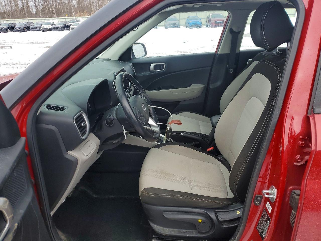 2021 Hyundai Venue Sel - Image 7