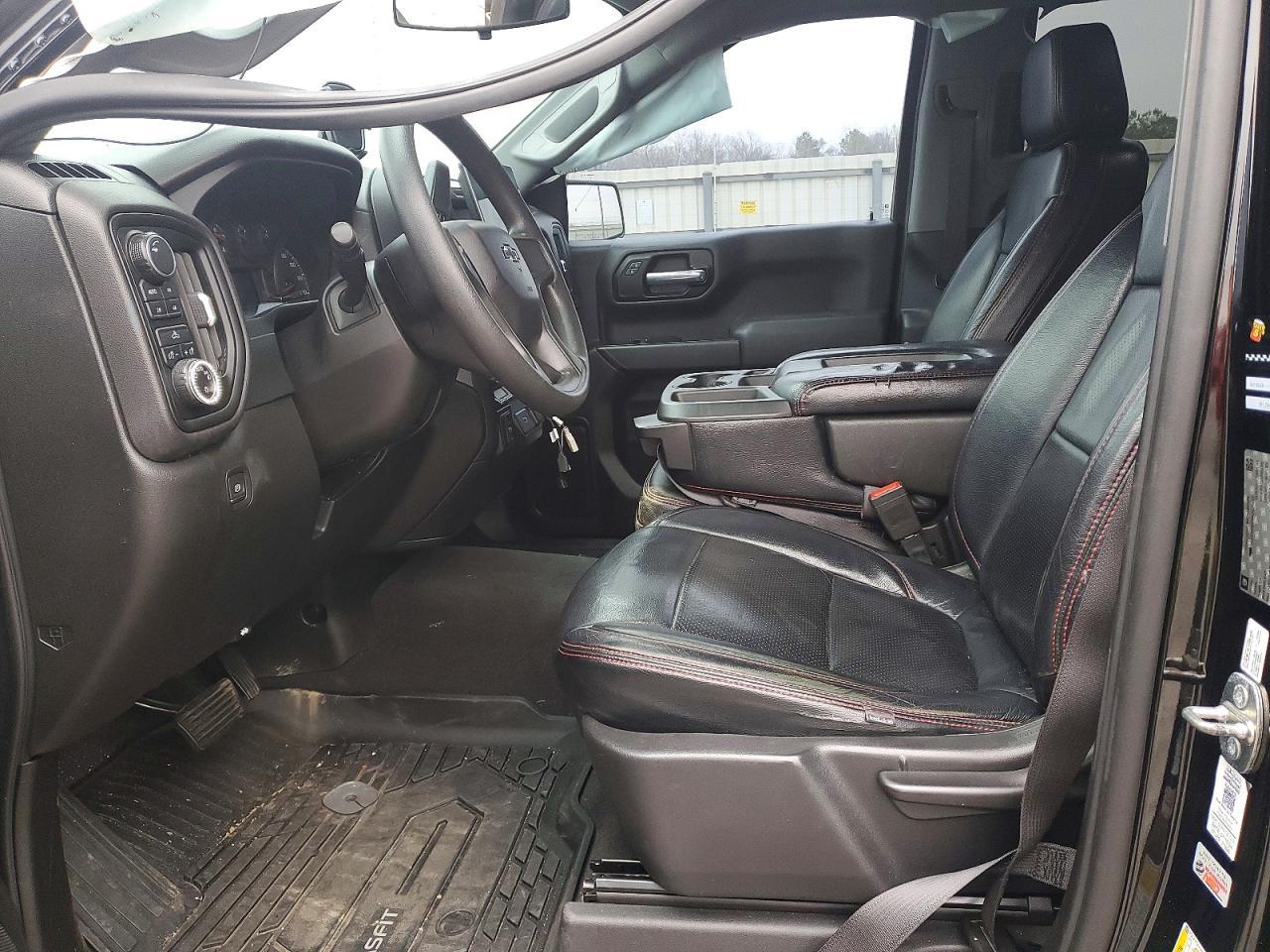 2019 Chevrolet Silverado K1500 Trail Boss Custom - Фото 7