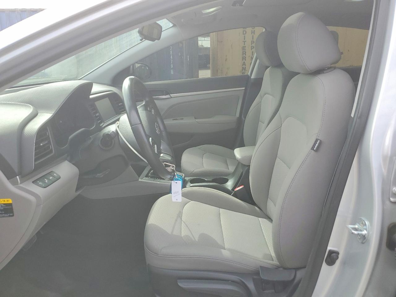 2019 Hyundai Elantra Value Edition - Фото 7