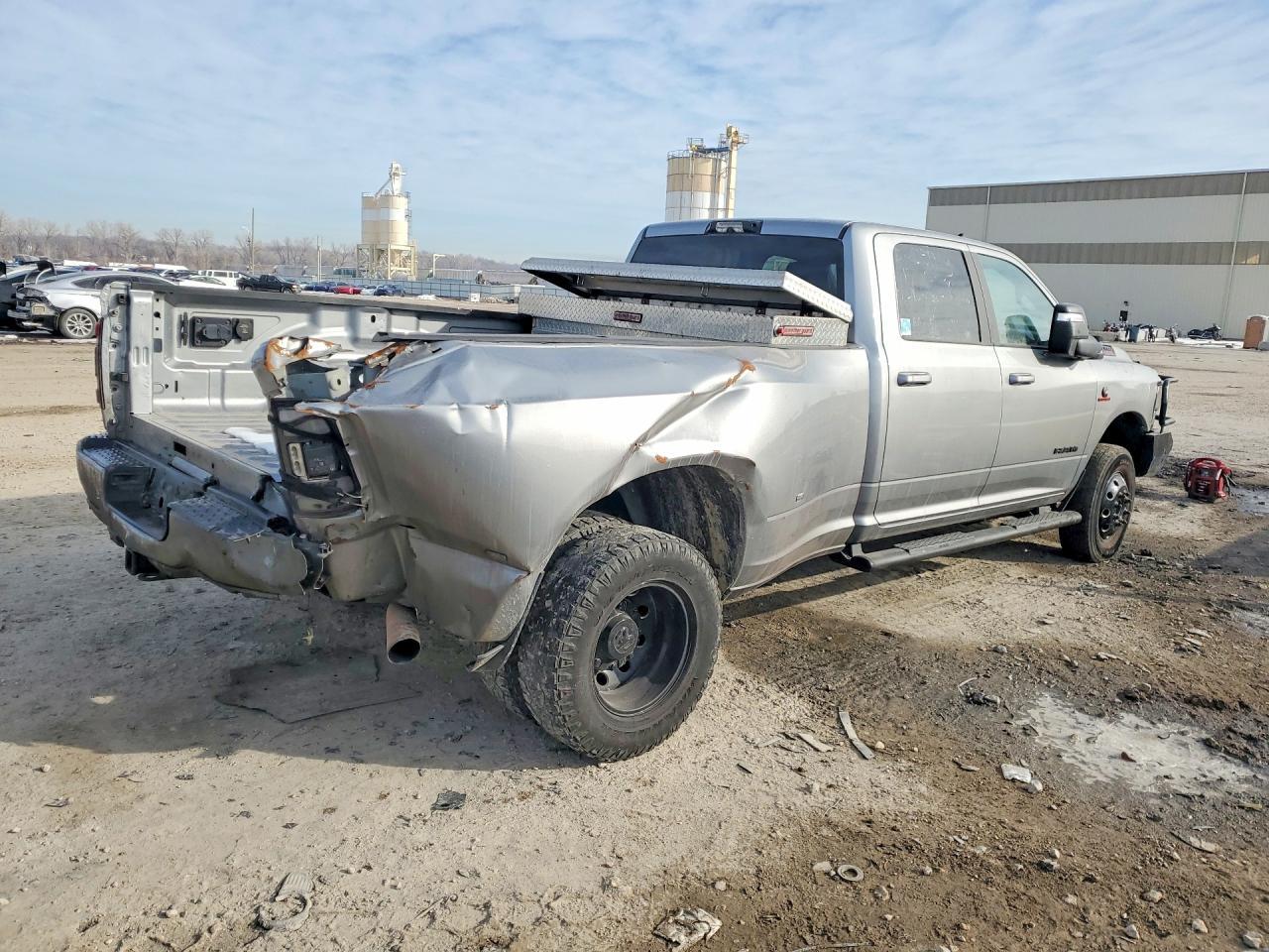 2024 Ram 3500 Big Horn - Фото 3