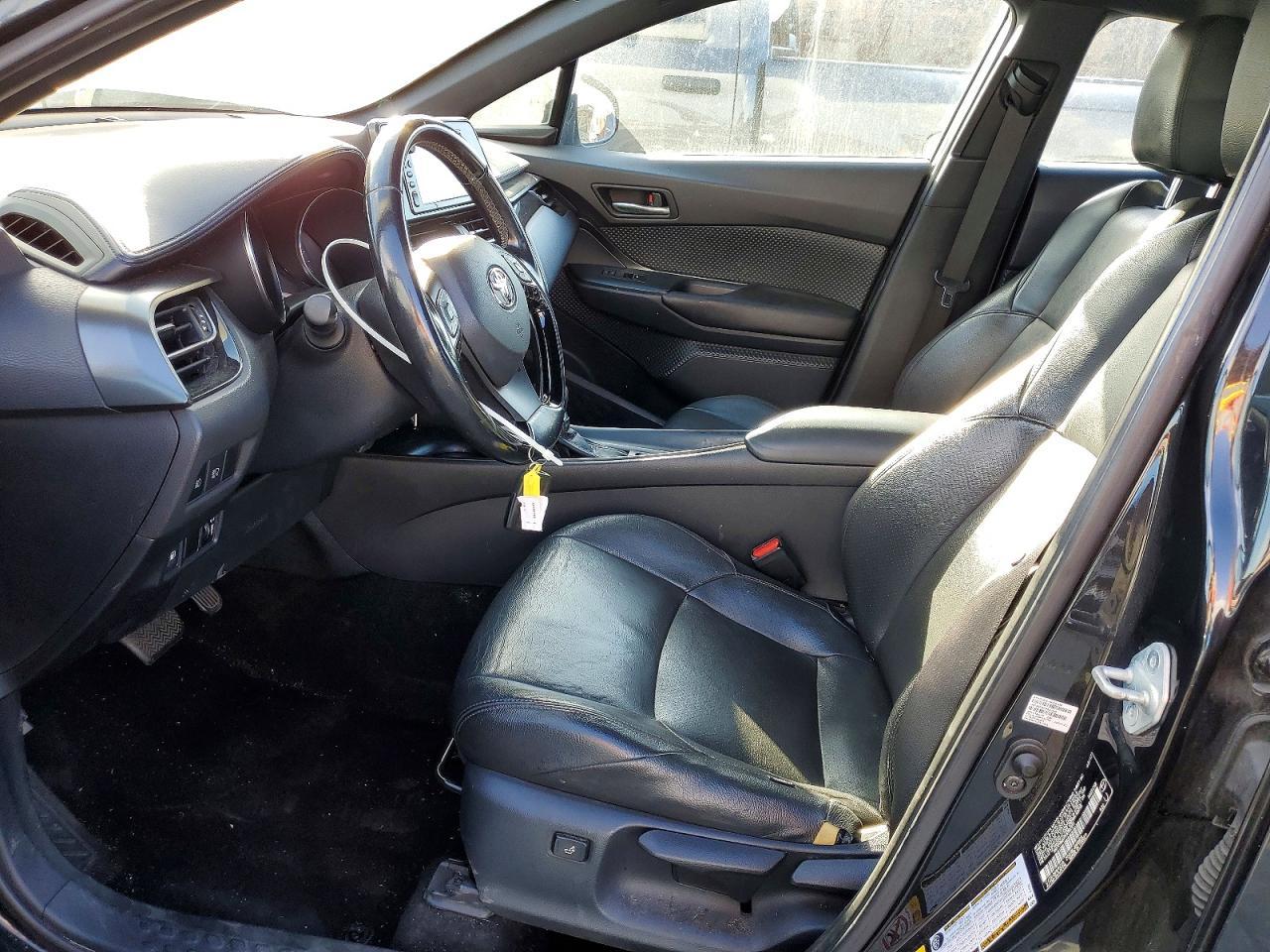 2018 Toyota C-Hr Xle - Image 7