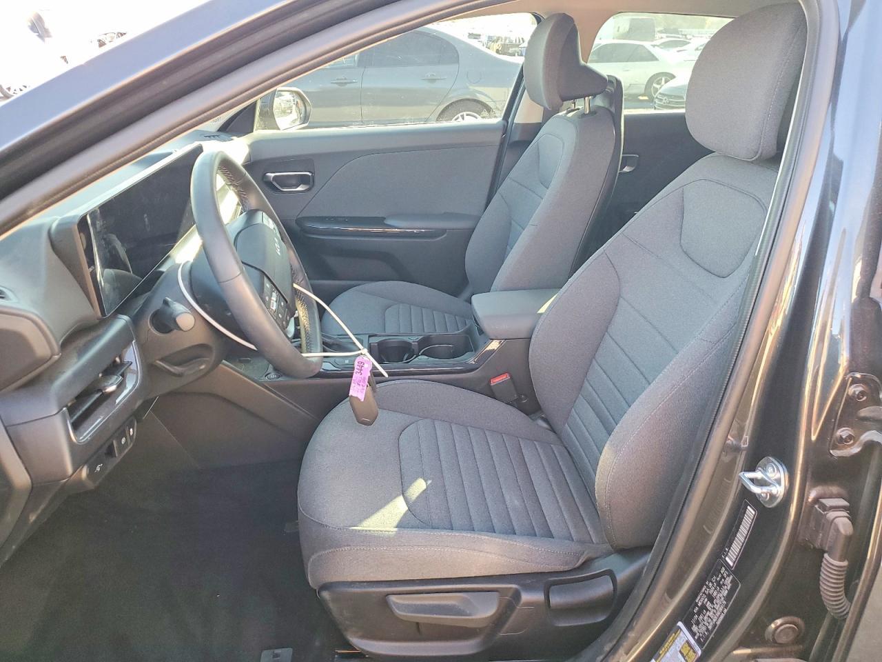 2025 Kia K4 Ex - Image 7