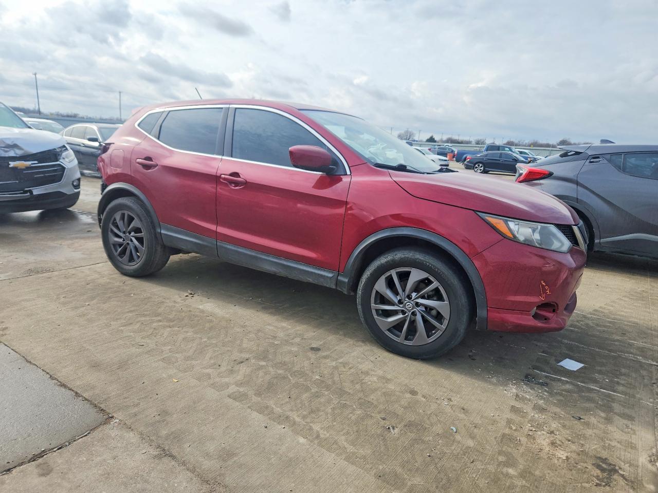 2019 Nissan Rogue Sport S - Image 4