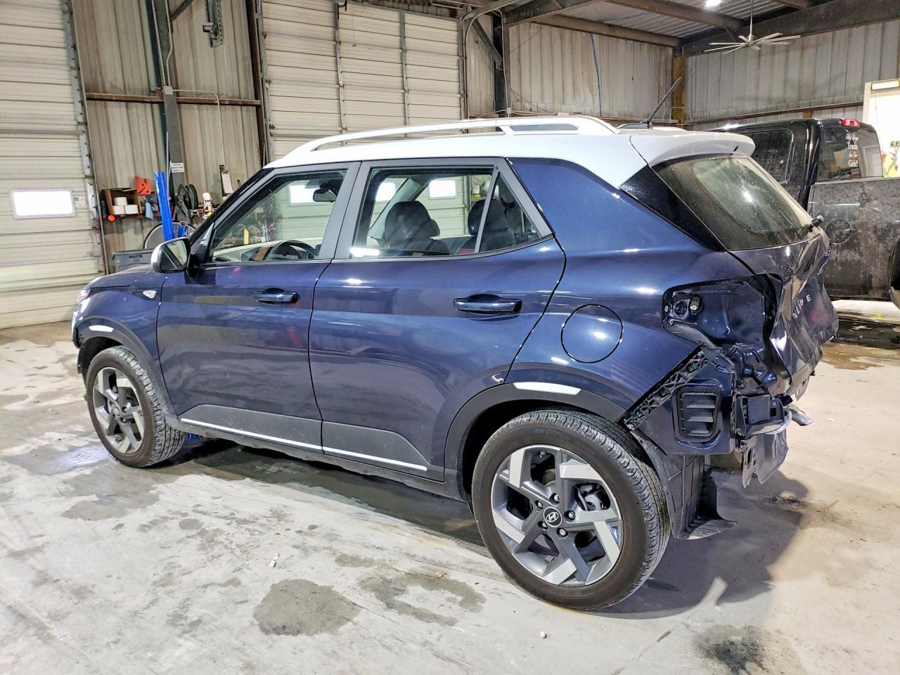 2025 Hyundai Venue Sel - Фото 2