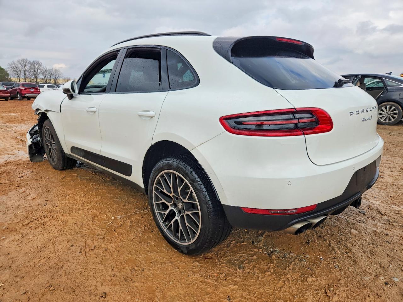 2017 Porsche Macan S - Image 2