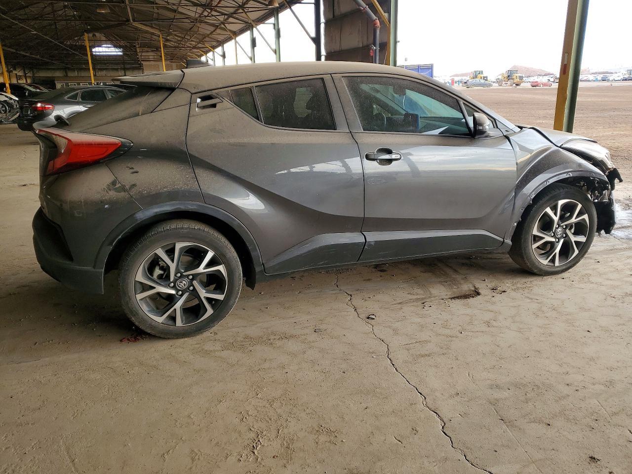 2021 Toyota C-Hr Xle - Фото 3