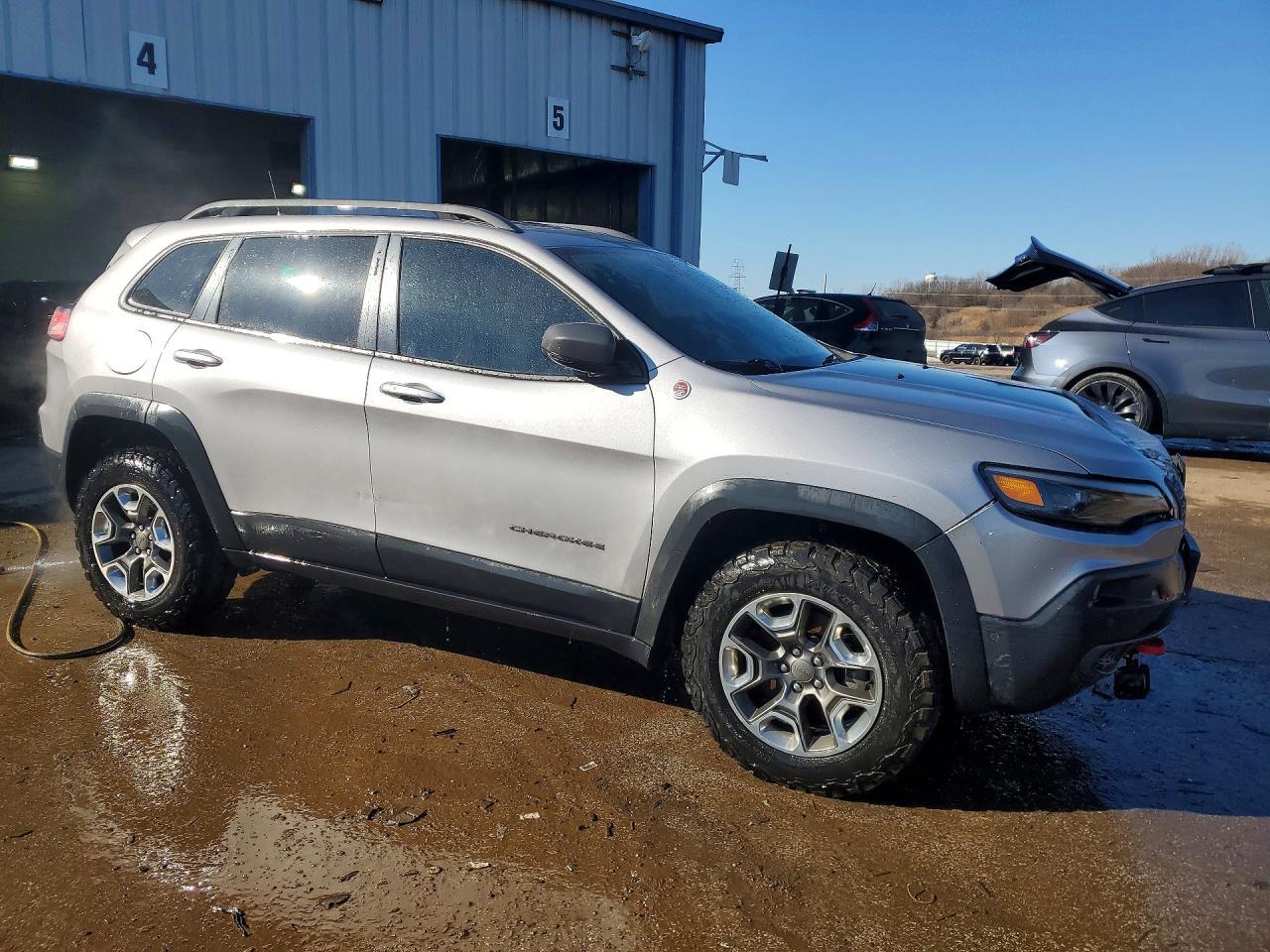 2019 Jeep Cherokee Trailhawk - Фото 4