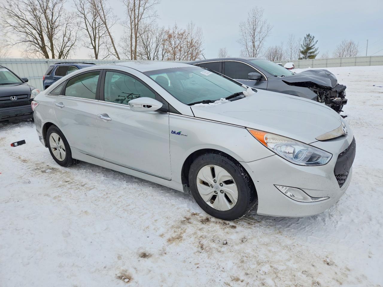 2015 Hyundai Sonata Hybrid - Фото 4