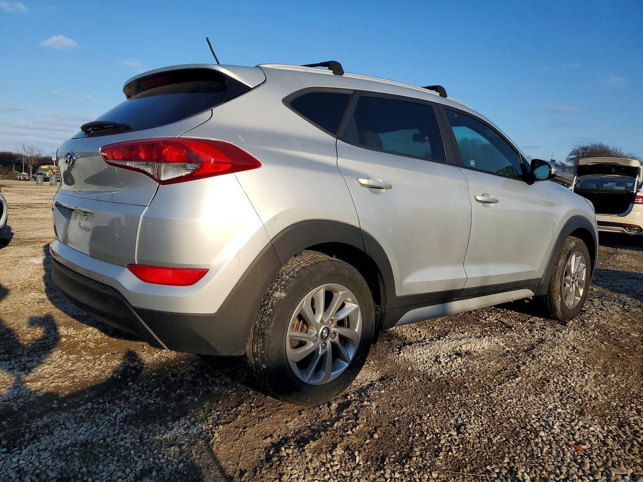 2017 Hyundai Tucson Limited - Фото 3
