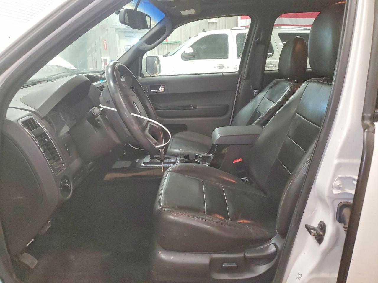 2012 Ford Escape Limited - Фото 7