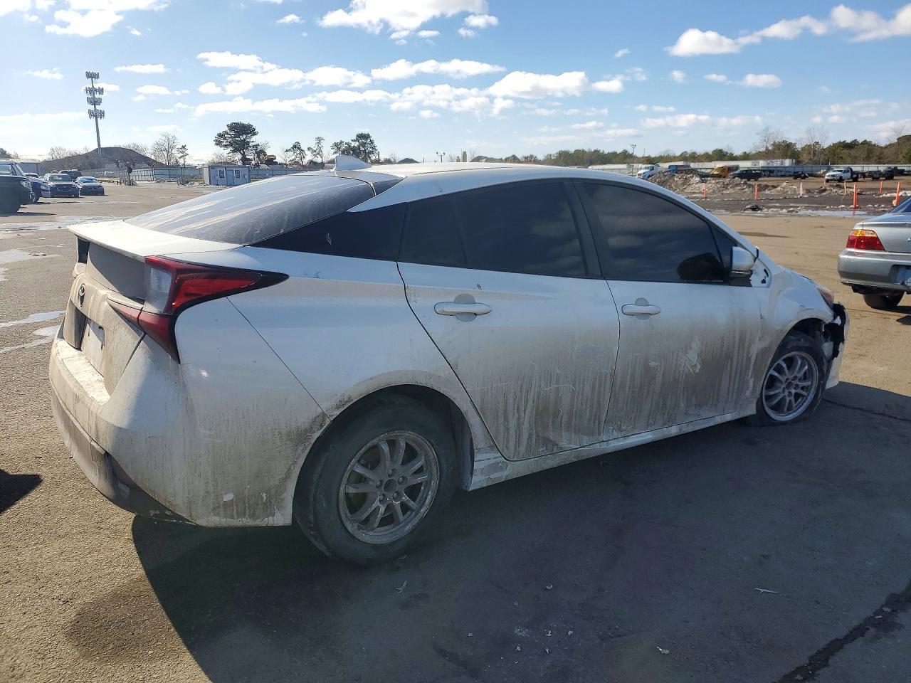 2019 Toyota Prius - Фото 3