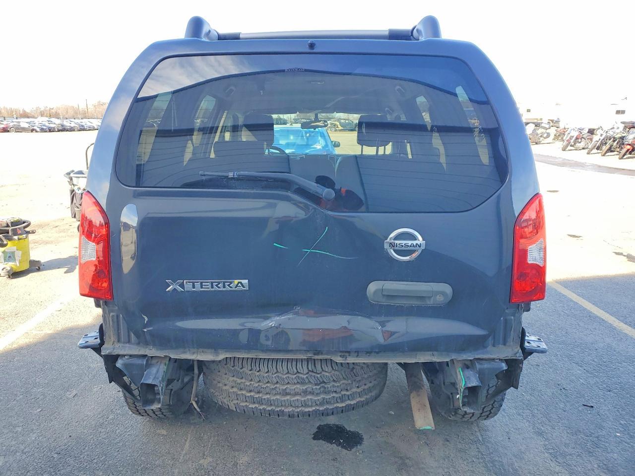 2011 Nissan Xterra Off Road - Фото 6