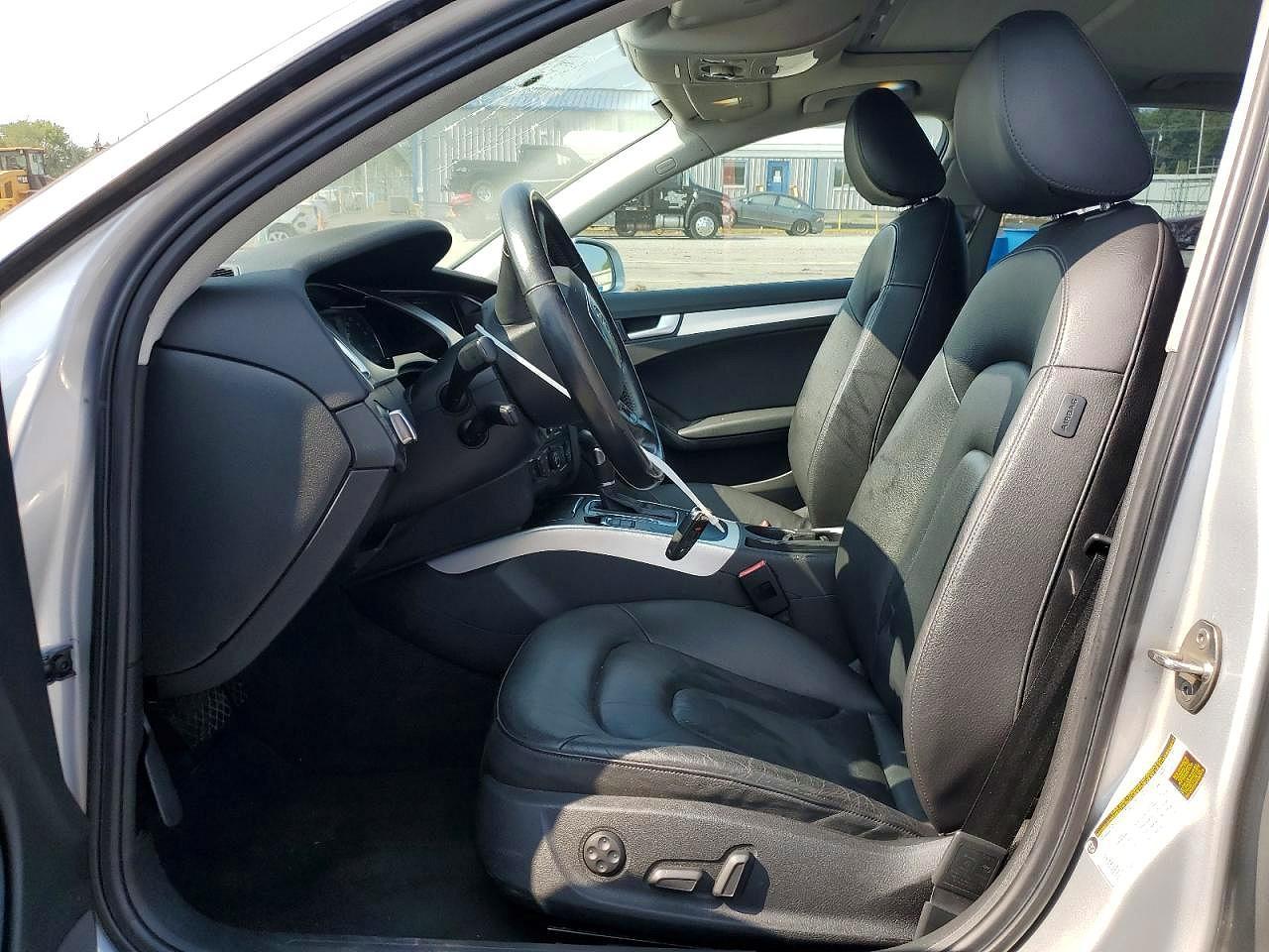2010 Audi A4 Premium - Фото 7