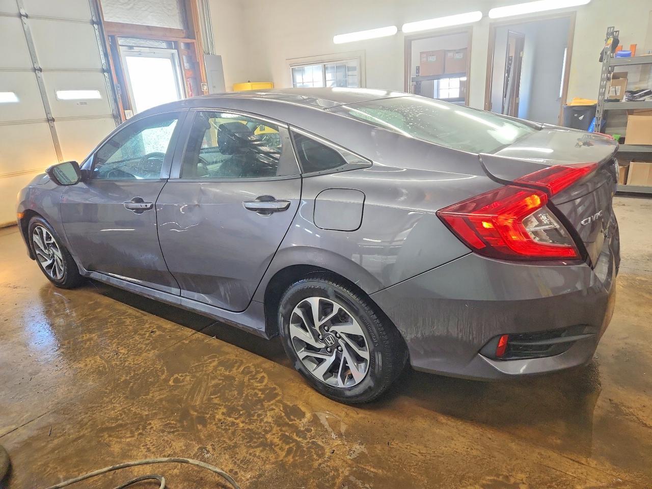 2016 Honda Civic Ex - Фото 2