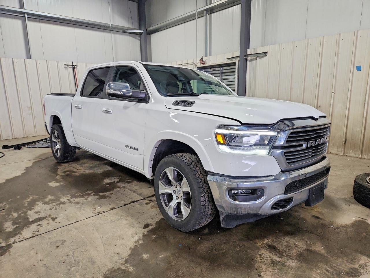 2022 Ram 1500 Laramie - Фото 4