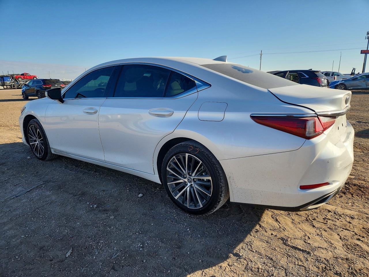 2025 Lexus Es 350 Base - Image 2
