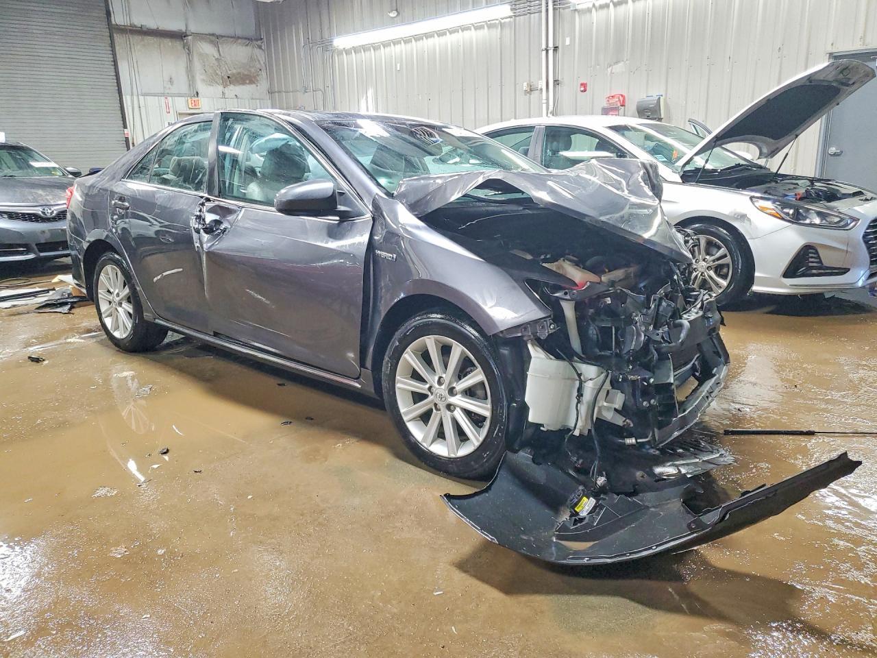 2013 Toyota Camry Hybrid Xle - Фото 4