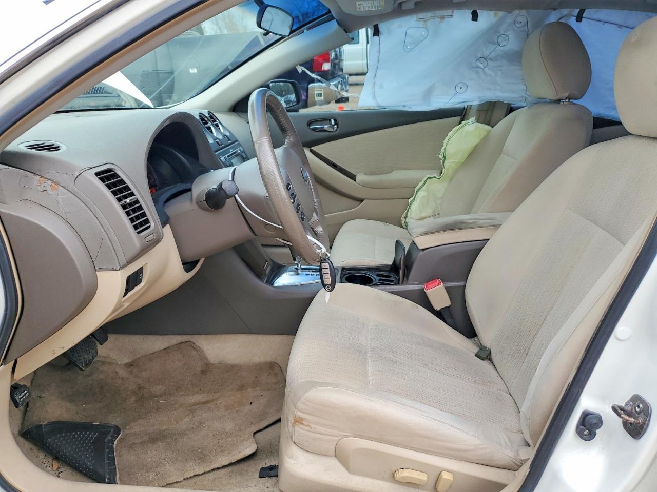 2010 Nissan Altima Base - Фото 7