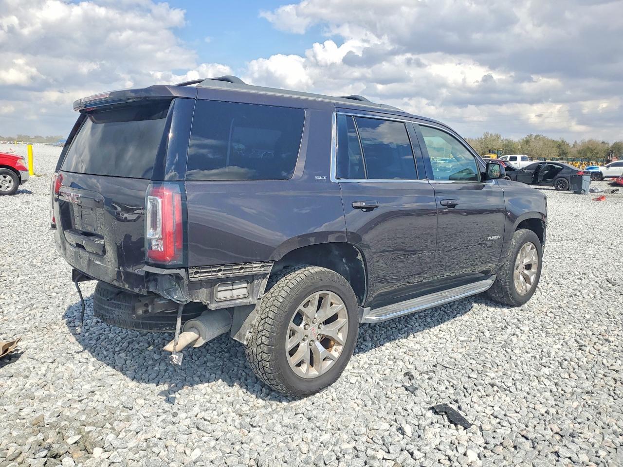 2016 GMC Yukon Slt - Image 3