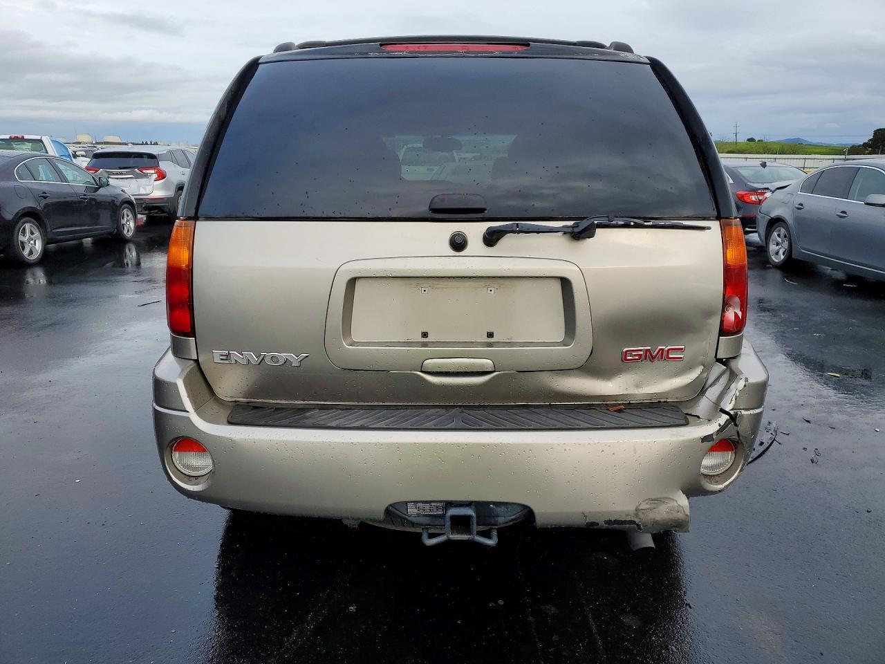 2003 GMC Envoy - Фото 6