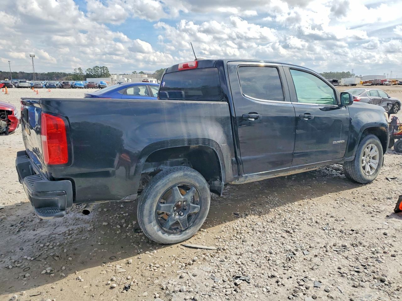 2016 Chevrolet Colorado Lt - Фото 3