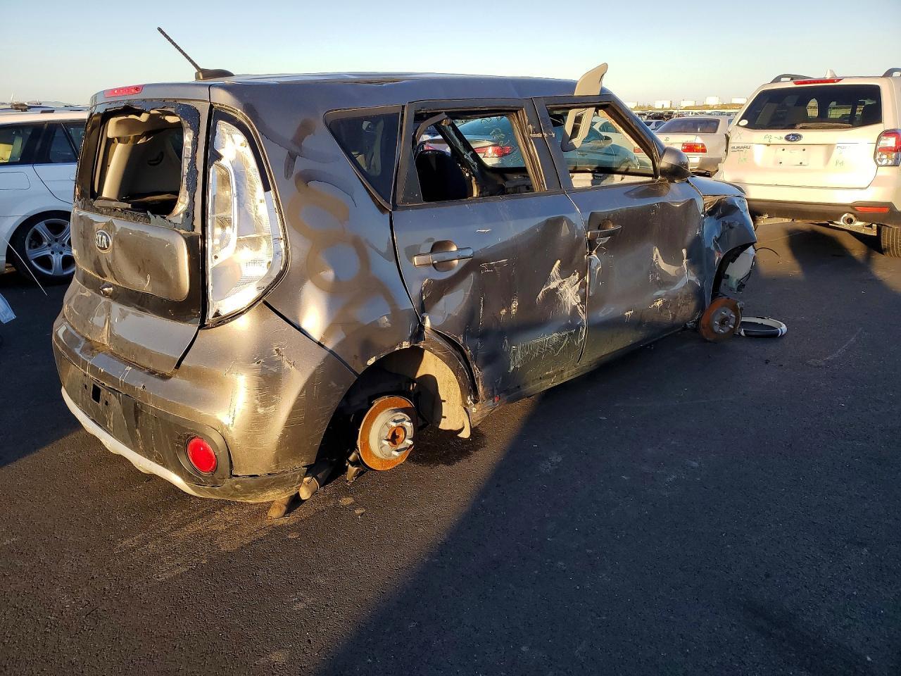 2018 Kia Soul + - Фото 3