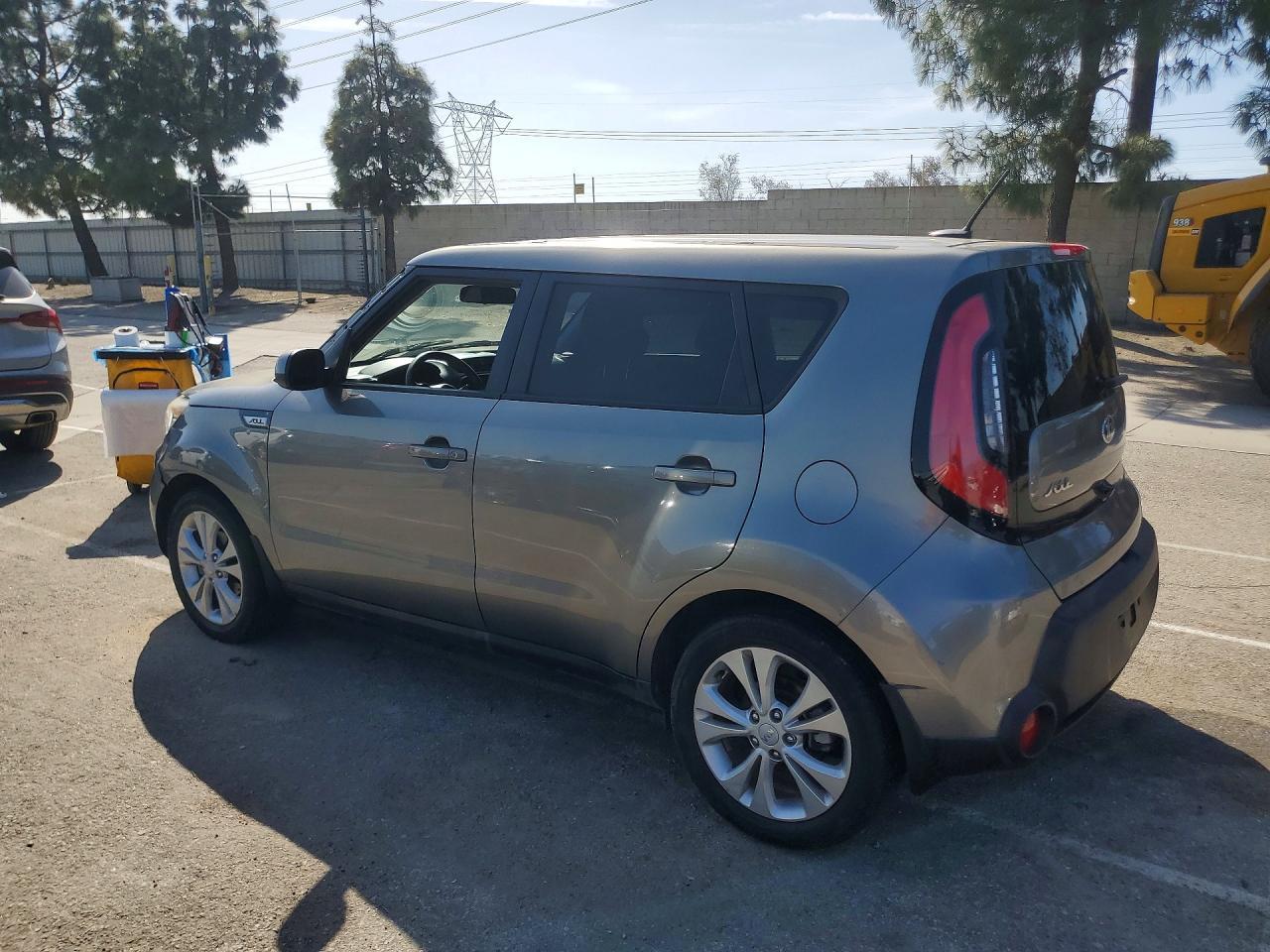 2015 Kia Soul + - Image 2