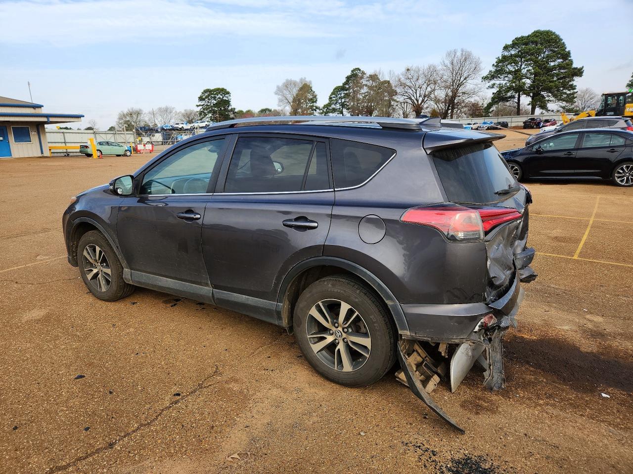 2018 Toyota Rav4 Adventure - Image 2