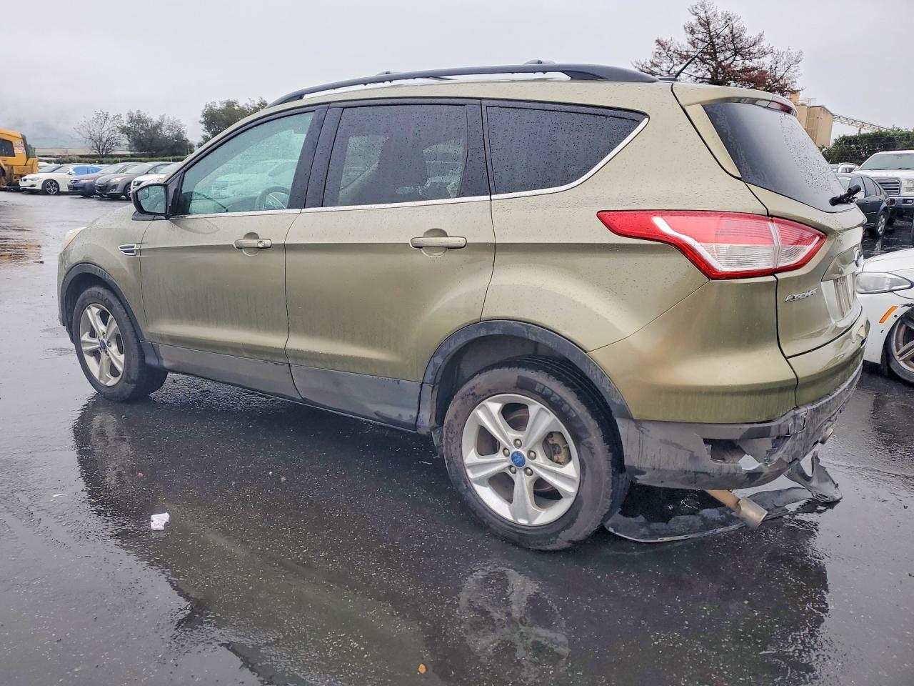 2013 Ford Escape Se - Фото 2