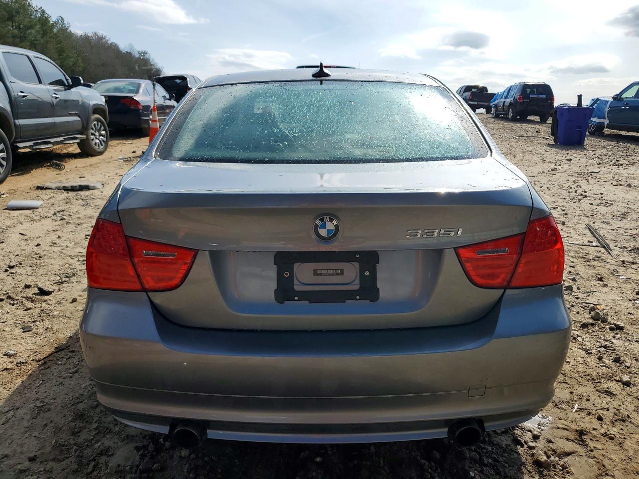 2011 BMW 335 I - Фото 6