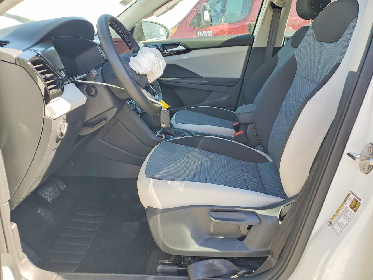 2025 Volkswagen Taos S - Фото 7