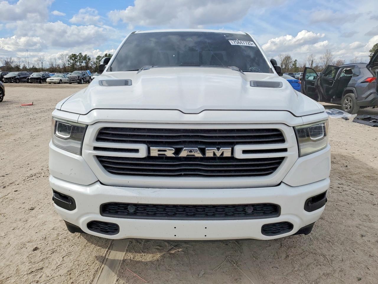 2023 Ram 1500 Laramie - Фото 5