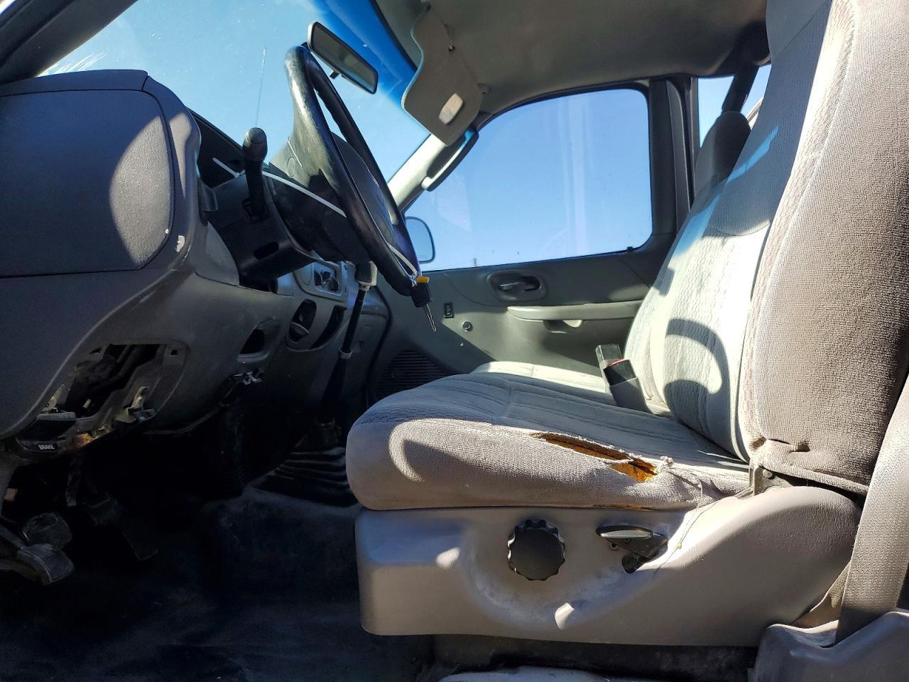 2003 Ford F150 - Фото 7