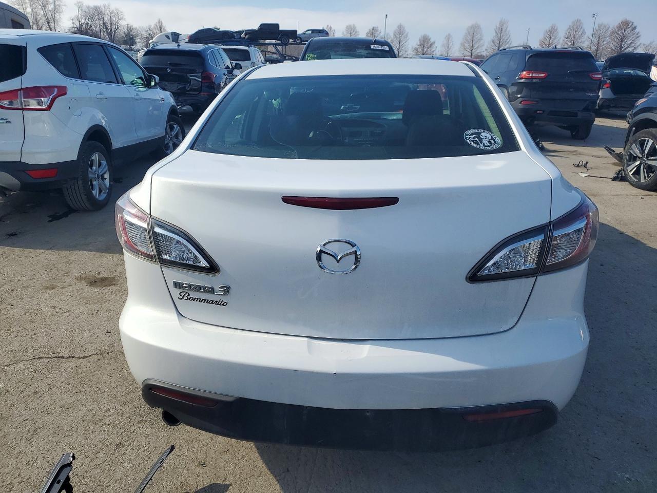 2010 Mazda 3 I - Image 6