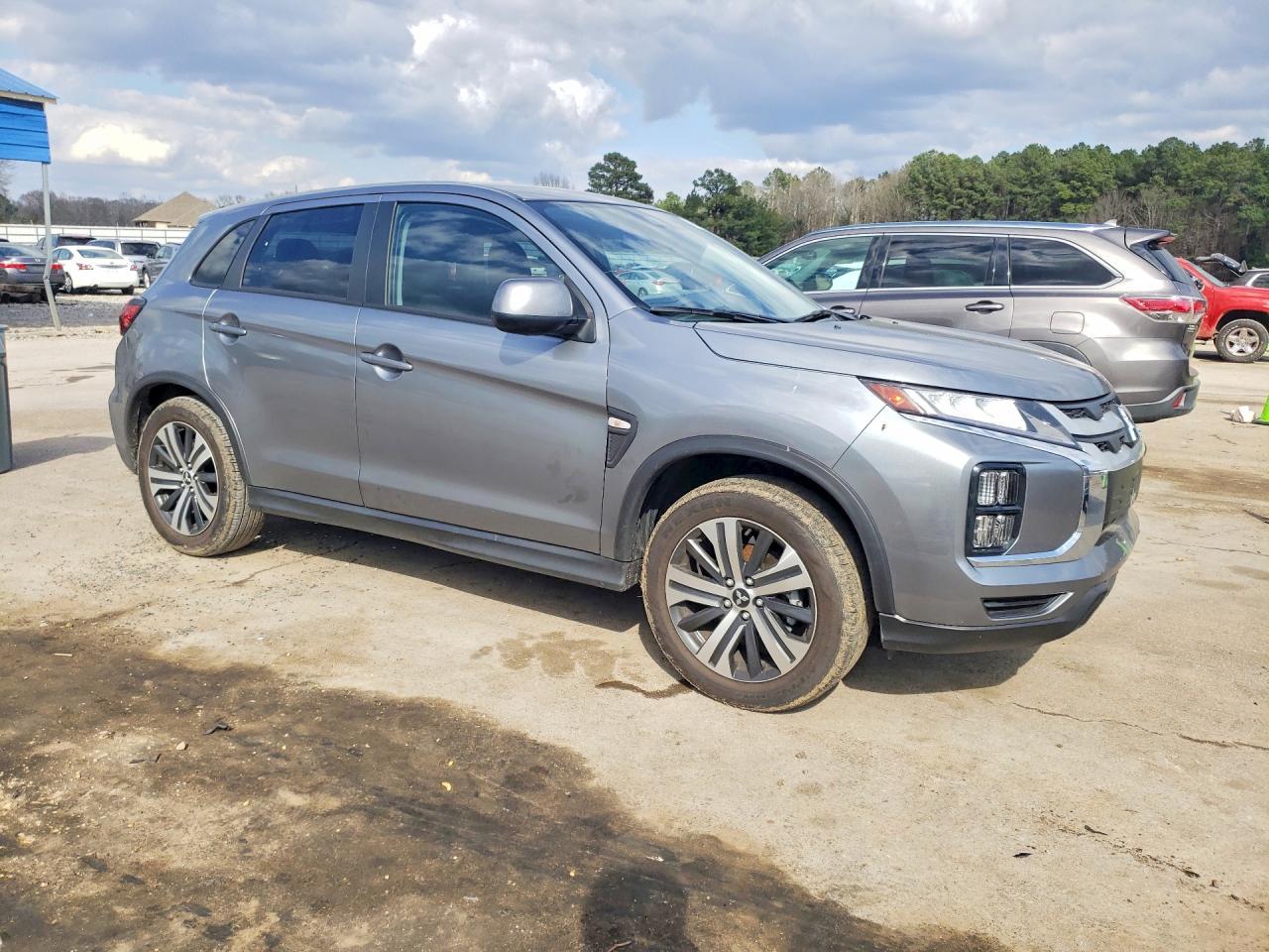 2025 Mitsubishi Outlander Sport S - Image 4