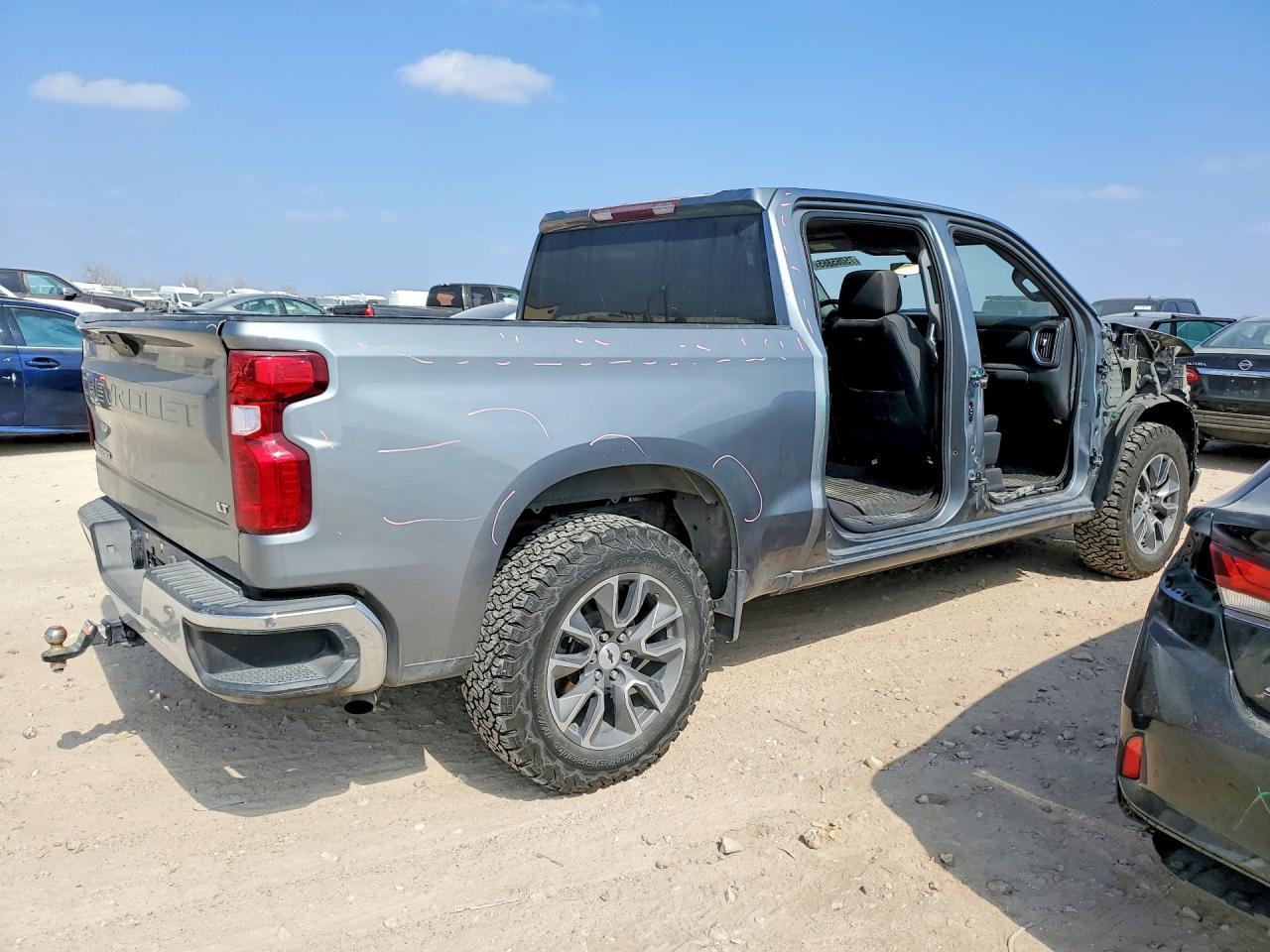 2019 Chevrolet Silverado C1500 Lt - Image 3