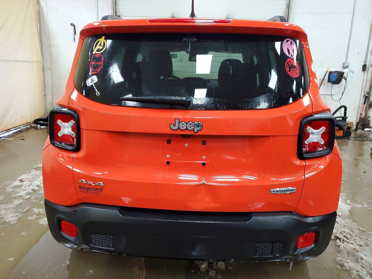 2016 Jeep Renegade Latitude - Image 6