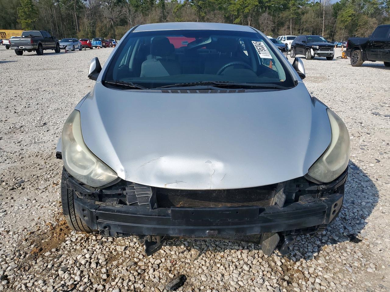 2016 Hyundai Elantra Se - Фото 5