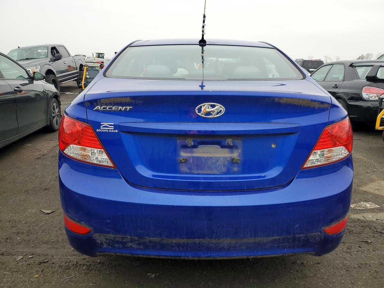 2013 Hyundai Accent Gls - Image 6