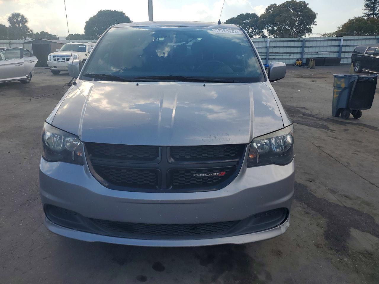 2016 Dodge Grand Caravan Se - Image 5