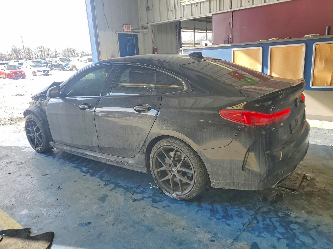2023 BMW M235Xi - Фото 2