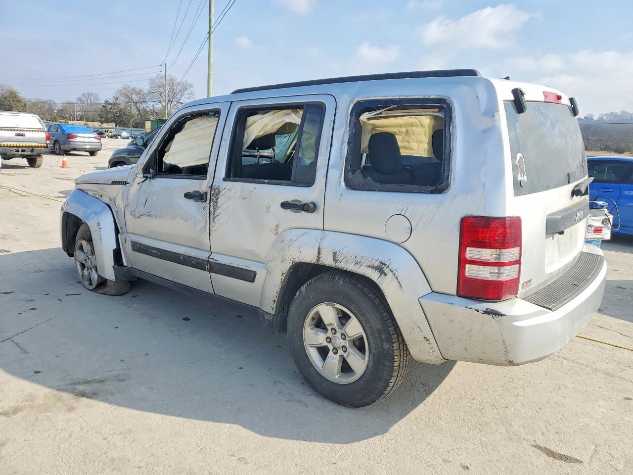 2010 Jeep Liberty Sport - Фото 2