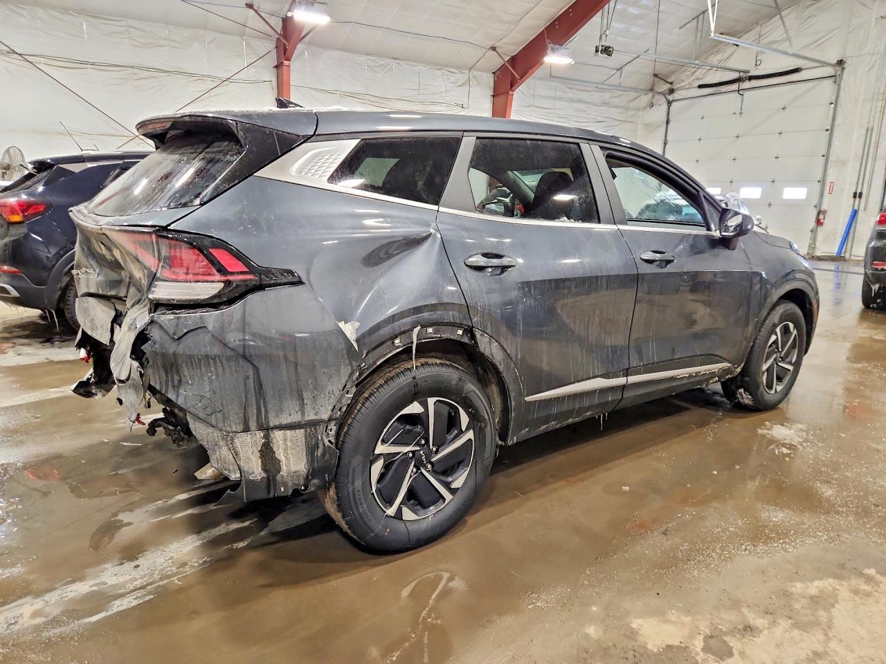 2025 Kia Sportage Lx - Image 3