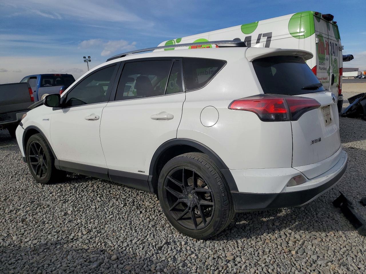 2018 Toyota Rav4 Hv Le - Image 2