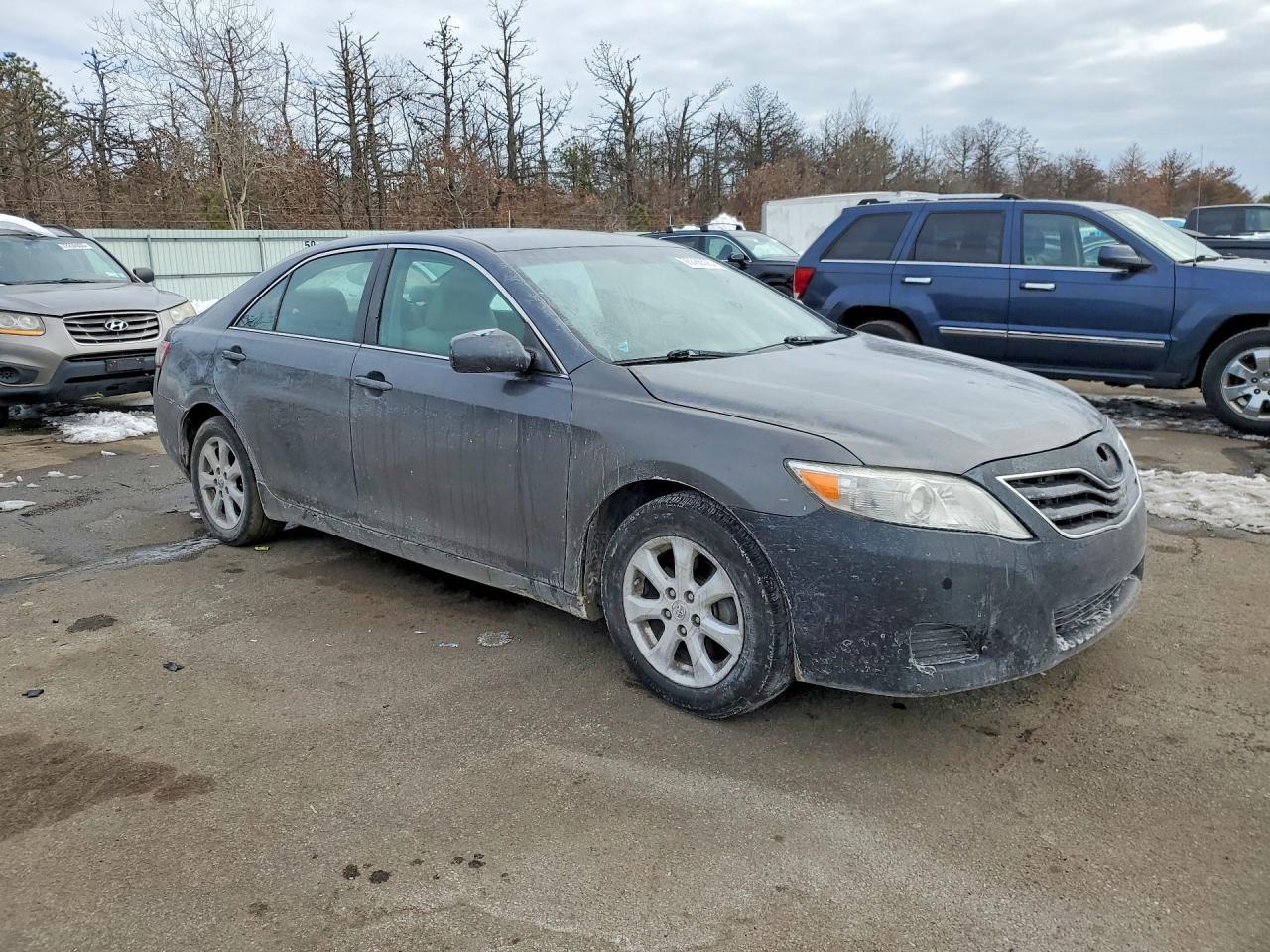 2011 Toyota Camry Base - Фото 4